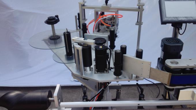 Mesin label plastik kanggo sisih pindho utawa sisih siji 220V 1.5HP 50 / 60HZ