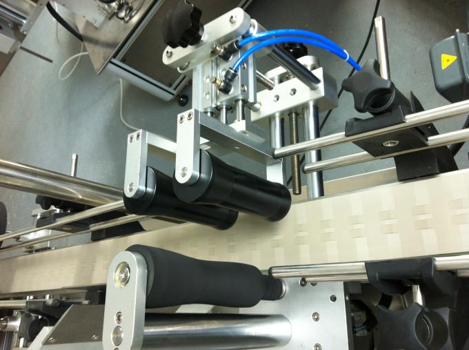 Mesin Label Stiker Self Adhesive Botol Kaca, Mesin Labeling Jar Kaca