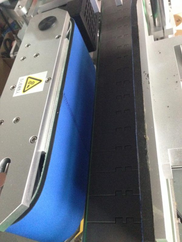 Mesin Label Adhesive Self, Mesin Aplikator Label Sisih Single / Duble Kanggo Tutup Botol