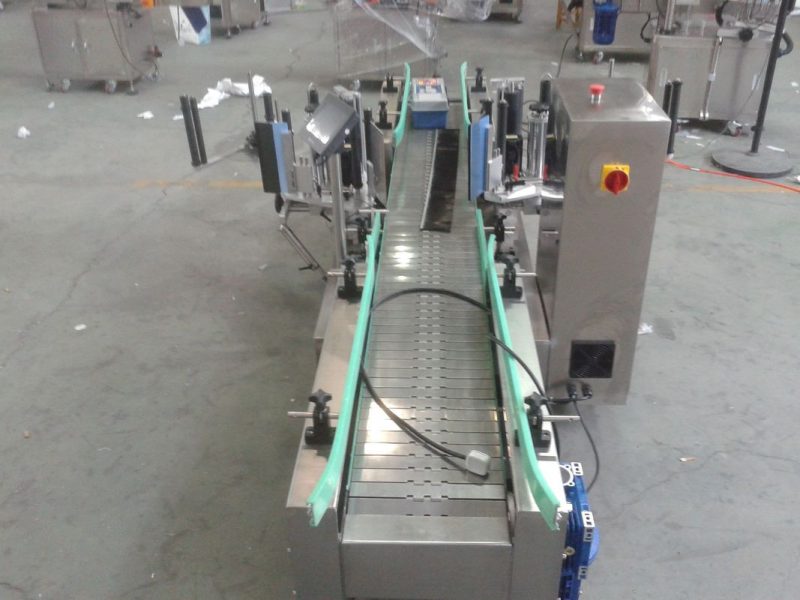 China Full Automatic self adhesive label applicator equipment double side sticker labeling machine for oval, round, aquare supplier