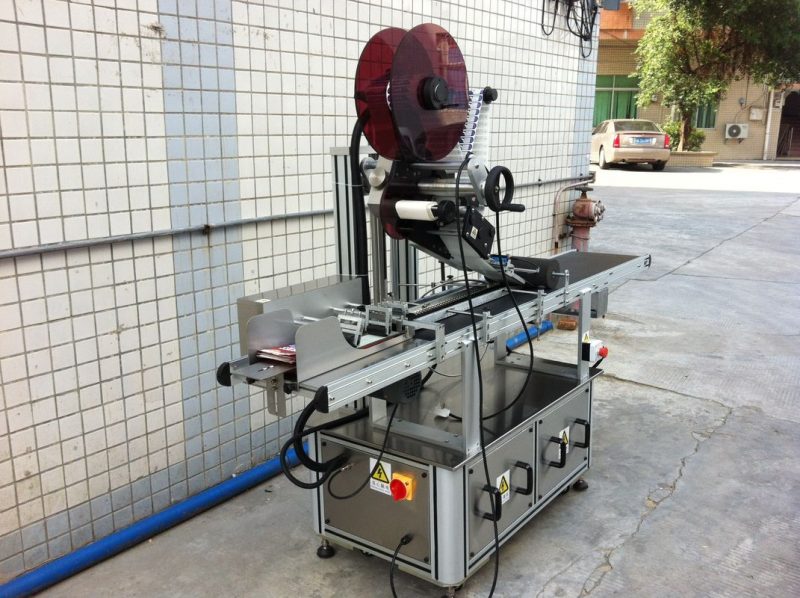 Mesin Labeling Top Drive Listrik China, supplier Mesin Label Stiker Self Adhesive