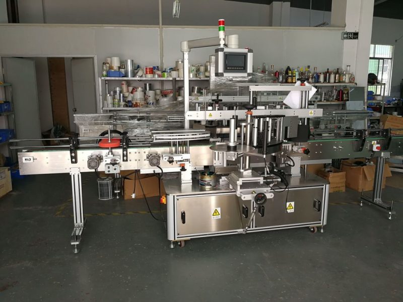 China Self Adhesive Sticker Flat Labeling Machine Mesin Kecepatan Tinggi 5000-1000B / H pemasok